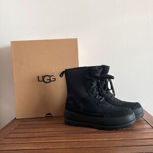 UGG Lug Platform Lace-Up Combat Boots Black Women Size 7